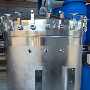 Electropolishing – before/after

This isn’t a coating. Electropolishing is an electrochemical finishing process that removes a microscopic layer of stainless steel, “levelling” the peaks and smoothing the surface. The result is:
Lower surface roughness → Improved corrosion resistance
Easier cleaning → better hygiene and reduced maintenance
Brighter, premium finish → that clean look in the after shot

We designed and manufactured this pressure vessel in Australia. Proud to support @vacuwashaustralia Australia’s only vacuum sail-cleaning specialists.

#electropolishing #stainlesssteel #pressurevessel #corrosionresistance #surfacefinish